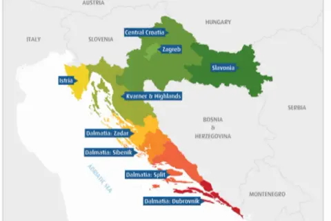 Mapa Chorwacji z zaznaczonymi regionami. Dalmacja rozciąga się wzdłuż wybrzeża Adriatyku, od Zadaru po Dubrownik.